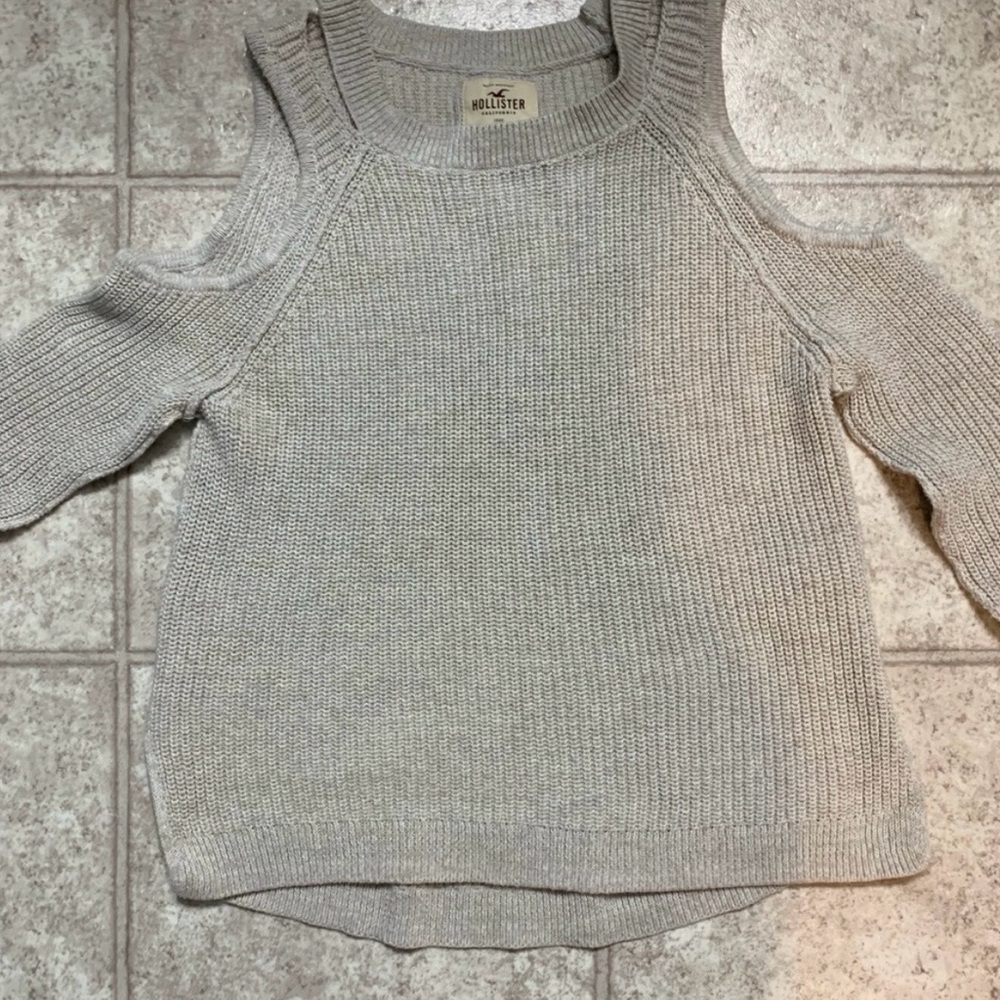 Hollister Women's Off-Shoulder Sweater in Cream